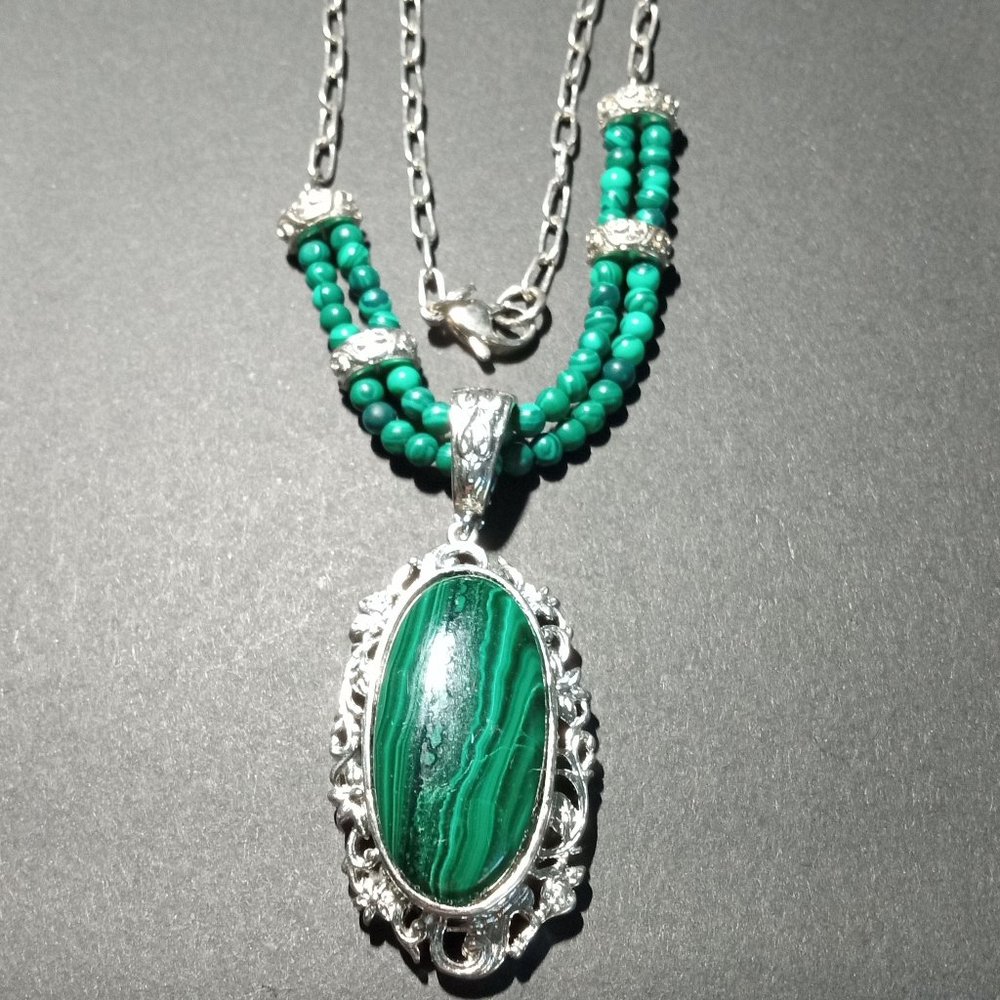 Malachite Pendant necklace